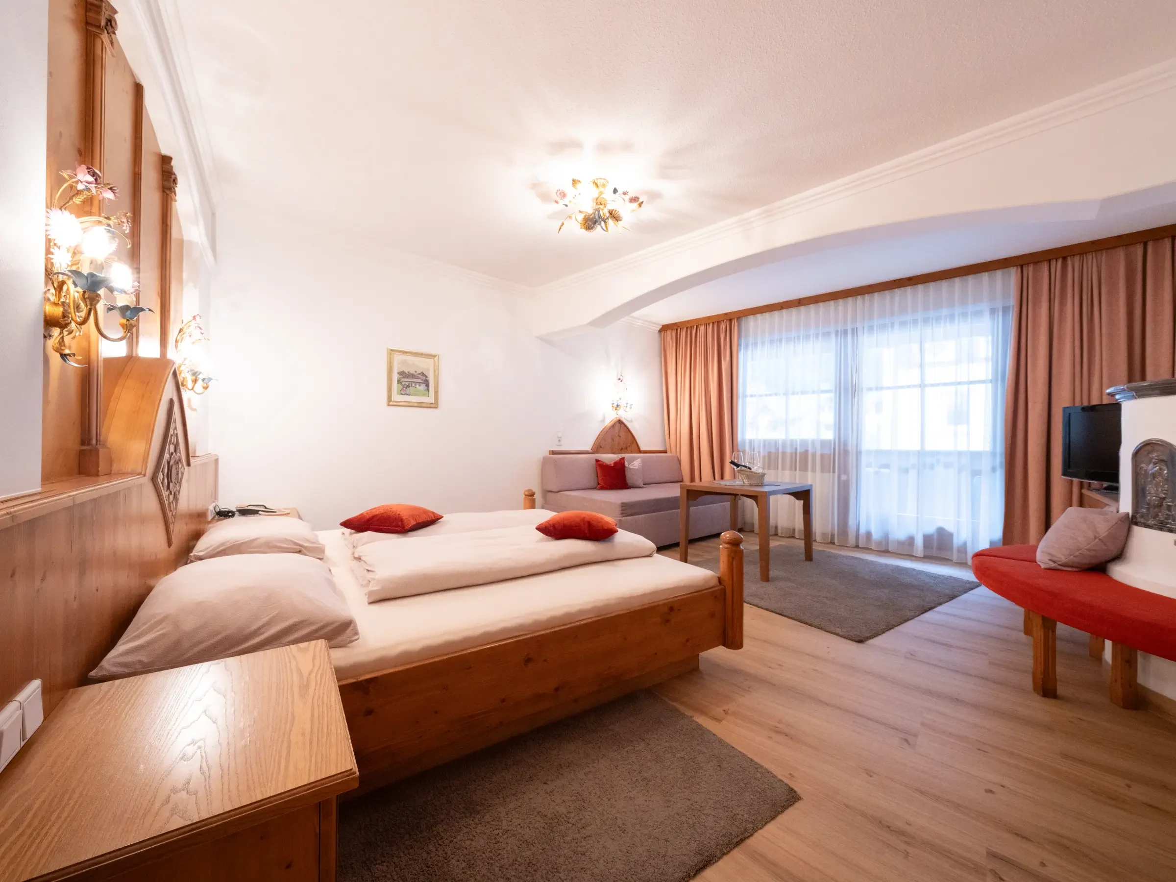 doppelzimmer-innenansicht-hotel-castel-ischgl
